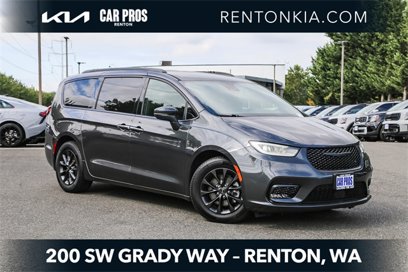 Used 2021 Chrysler Pacifica Touring w/ S Appearance Package