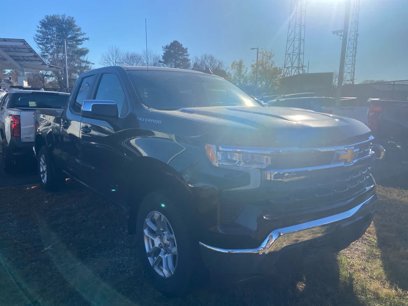 New 2025 Chevrolet Silverado 1500 LT