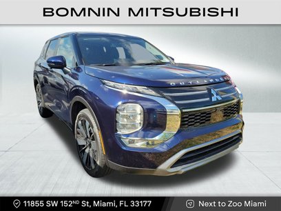New 2025 Mitsubishi Outlander SE