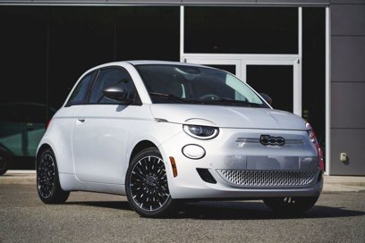 New 2024 FIAT 500 e w/ Quick Order Package 21S LA