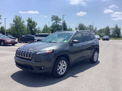 Used 2017 Jeep Cherokee Latitude w/ Comfort/Convenience Group