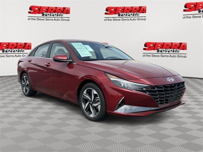 Used 2023 Hyundai Elantra Limited w/ Cargo Package
