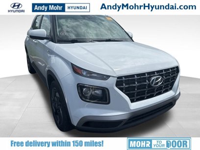 Used 2022 Hyundai Venue SEL w/ Cargo Package