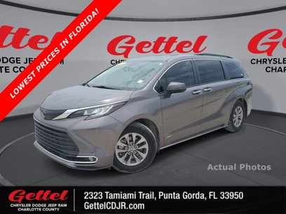 Used 2021 Toyota Sienna XLE