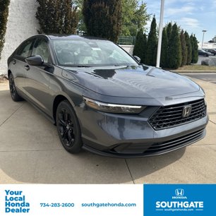 New 2025 Honda Accord SE