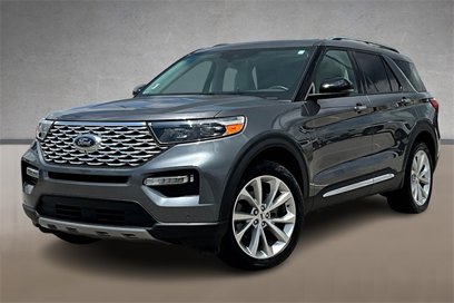 Certified 2023 Ford Explorer Platinum w/ Technology Package