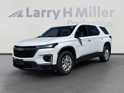 Used 2023 Chevrolet Traverse LS