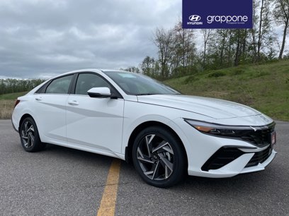 New 2025 Hyundai Elantra Limited