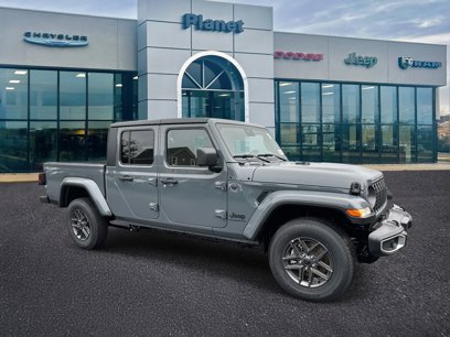 New 2025 Jeep Gladiator Sport