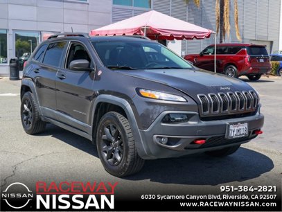 Used 2017 Jeep Cherokee Trailhawk w/ Comfort/Convenience Group