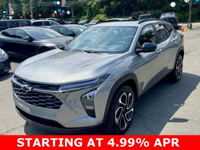 Used 2025 Chevrolet Trax RS w/ Sunroof Package