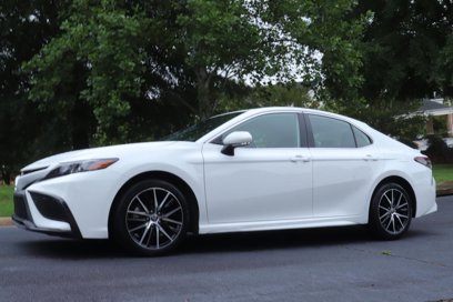 Used 2023 Toyota Camry SE