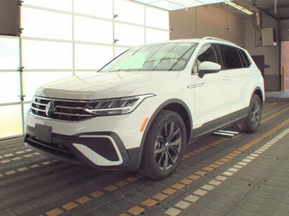Used 2024 Volkswagen Tiguan SE