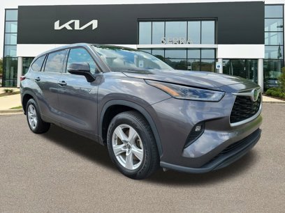 Used 2021 Toyota Highlander LE
