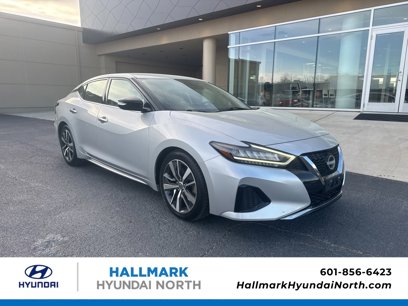 Used 2023 Nissan Maxima SV w/ Floor Mat Group