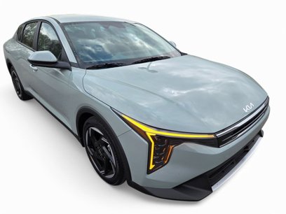 New 2025 Kia K4 EX