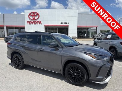 Used 2023 Toyota Highlander XSE