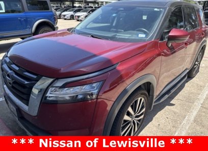 Used 2023 Nissan Pathfinder Platinum