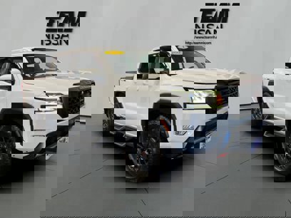 Used 2023 Nissan Frontier PRO-4X w/ Pro-4X Premium Package