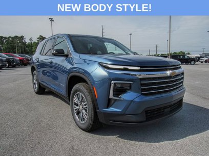 New 2025 Chevrolet Traverse LT