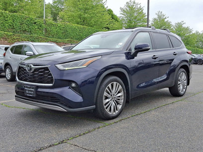 Used 2022 Toyota Highlander Platinum
