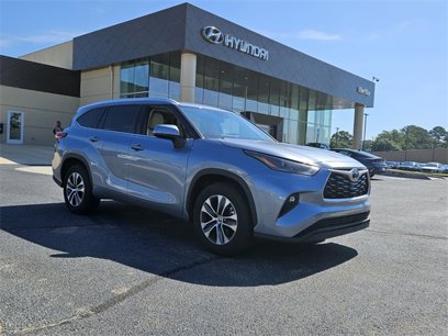 Used 2022 Toyota Highlander XLE