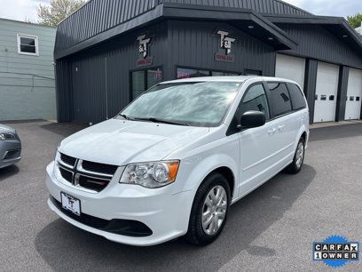 Used 2017 Dodge Grand Caravan SE
