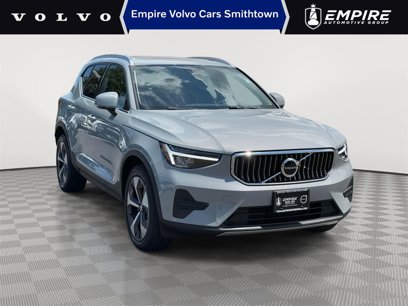 Certified 2025 Volvo XC40 B5 Core w/ Protection Package Premier