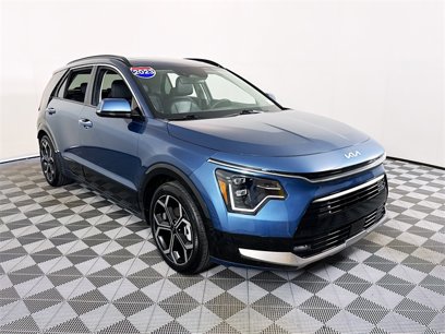 Used 2023 Kia Niro SX Touring