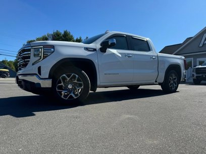 Used 2023 GMC Sierra 1500 SLT w/ SLT Premium Package
