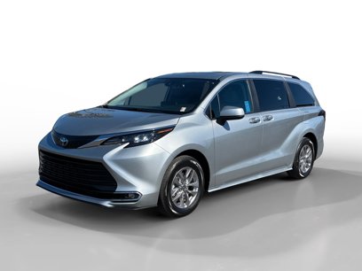Used 2024 Toyota Sienna XLE