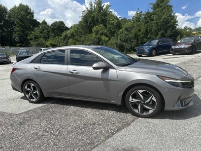 Used 2022 Hyundai Elantra Limited