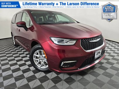 Used 2023 Chrysler Pacifica Touring-L