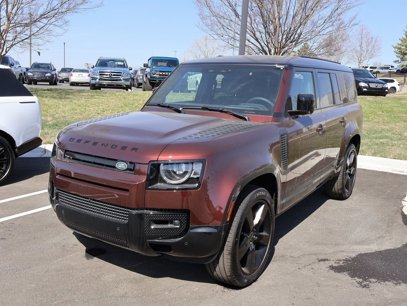 New 2025 Land Rover Defender 130 X-Dynamic SE