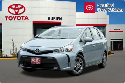 Certified 2017 Toyota Prius V Four w/ Carpet Mat Package