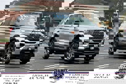 Certified 2023 Ford Explorer XLT w/ Equipment Group 202A