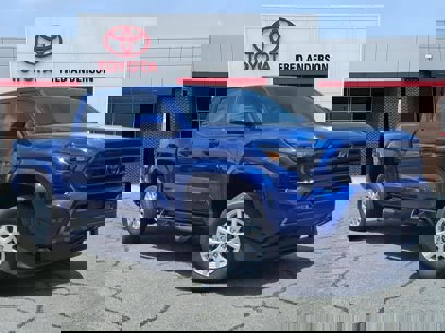 New 2025 Toyota Tacoma SR5