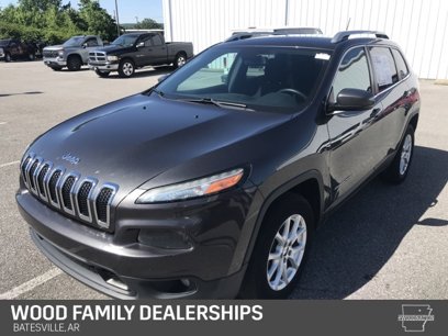 Used 2016 Jeep Cherokee Latitude w/ Safety/Convenience Group