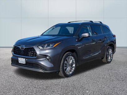 Used 2023 Toyota Highlander Platinum