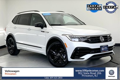 Certified 2024 Volkswagen Tiguan SE R-Line