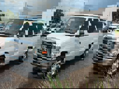 Used 2014 Ford E-350 and Econoline 350 XLT
