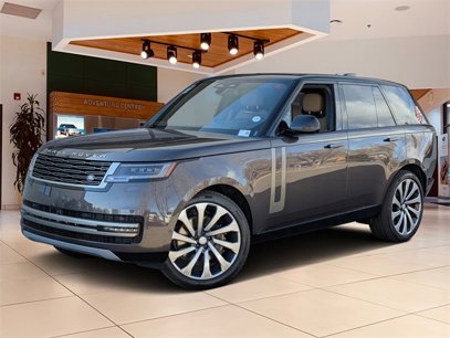 New 2025 Land Rover Range Rover SE