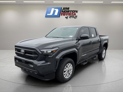 New 2025 Toyota Tacoma SR5