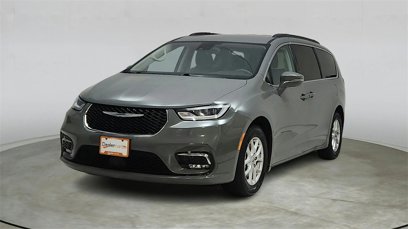 Used 2022 Chrysler Pacifica Touring-L