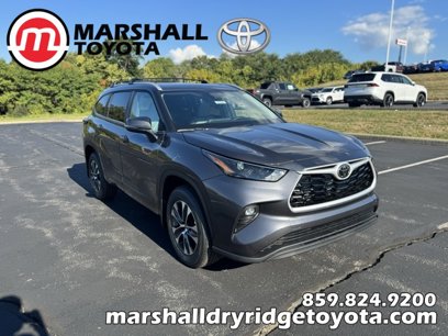 New 2025 Toyota Highlander XLE