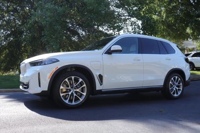 New 2026 BMW X5 xDrive50e w/ Climate Comfort Package