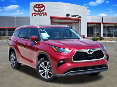 Used 2023 Toyota Highlander XLE