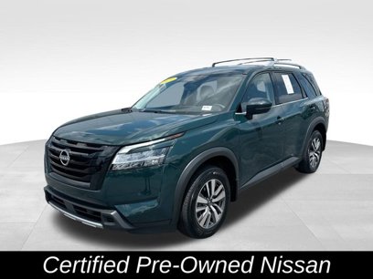 Certified 2024 Nissan Pathfinder SL w/ Black Appearance Package