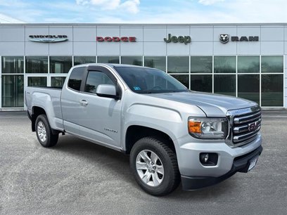 Used 2017 GMC Canyon SLE w/ SLE Convenience Package