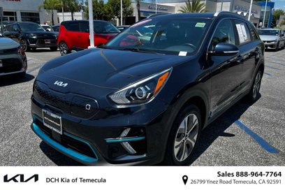 Certified 2022 Kia Niro EX w/ Cold Weather Package